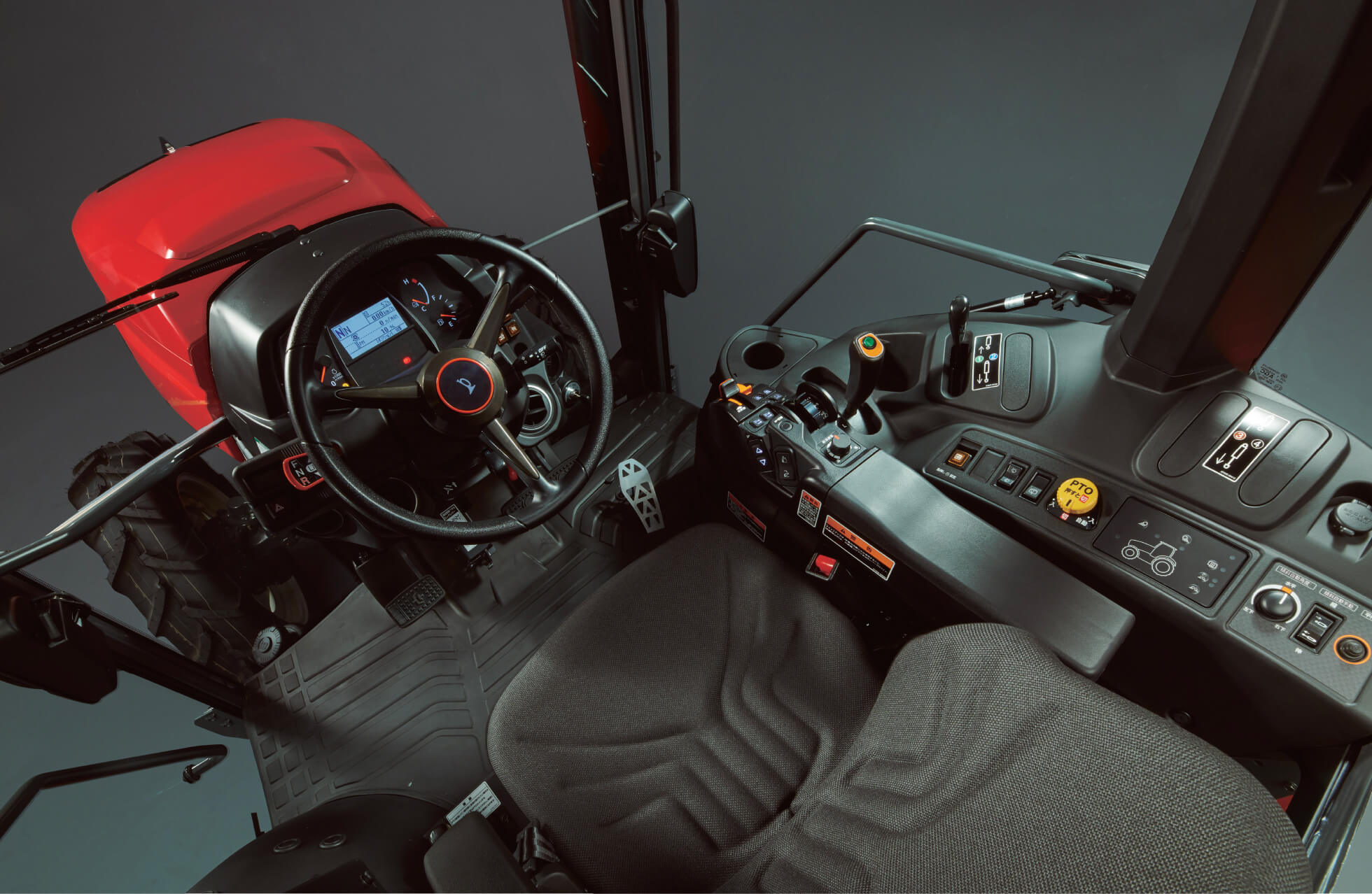 快適装備の広々キャビン