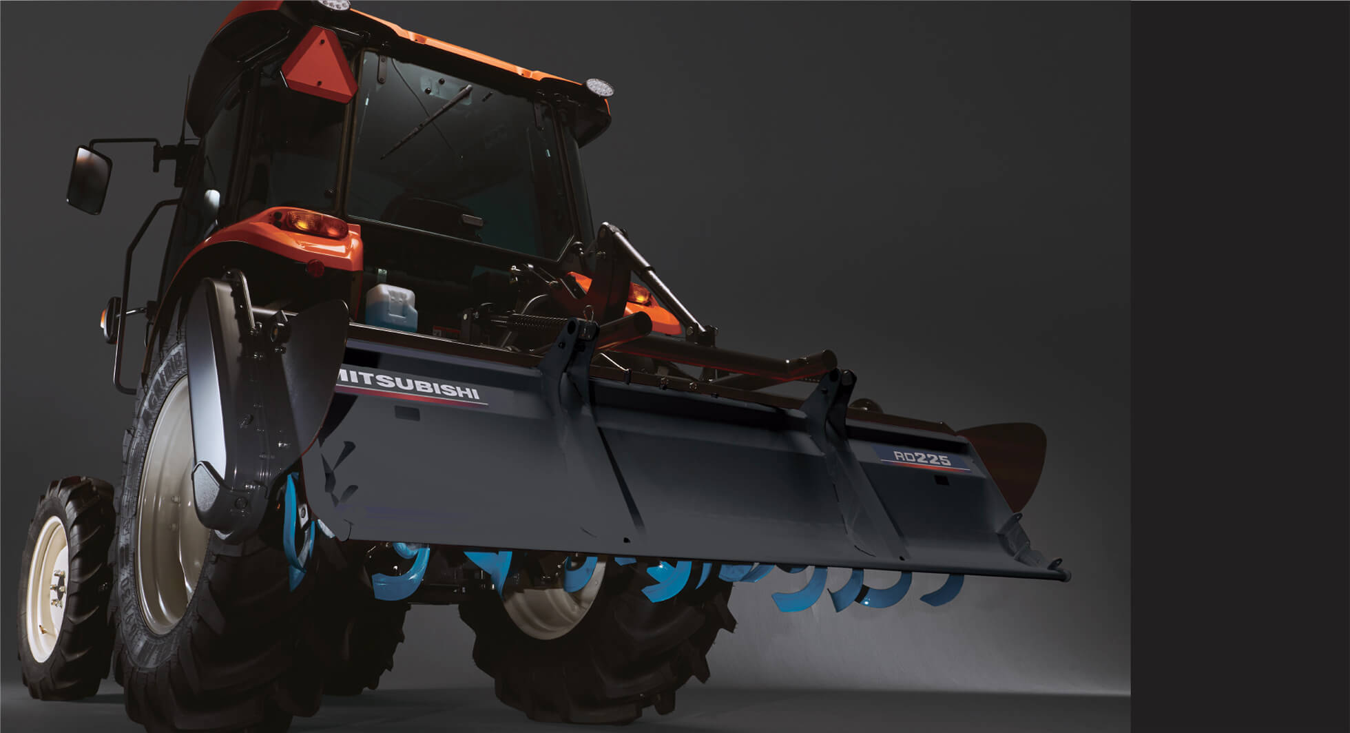 トラクタにマッチする純正ロータリー