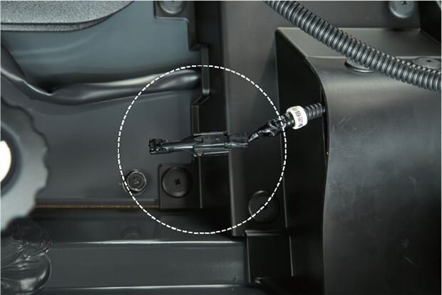 車速信号取り出しカプラ